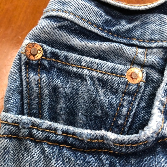 Levi's Blue Jean wedge Shorts Distressed Cut-Off Style size 26- hard to find - Picture 8 of 12